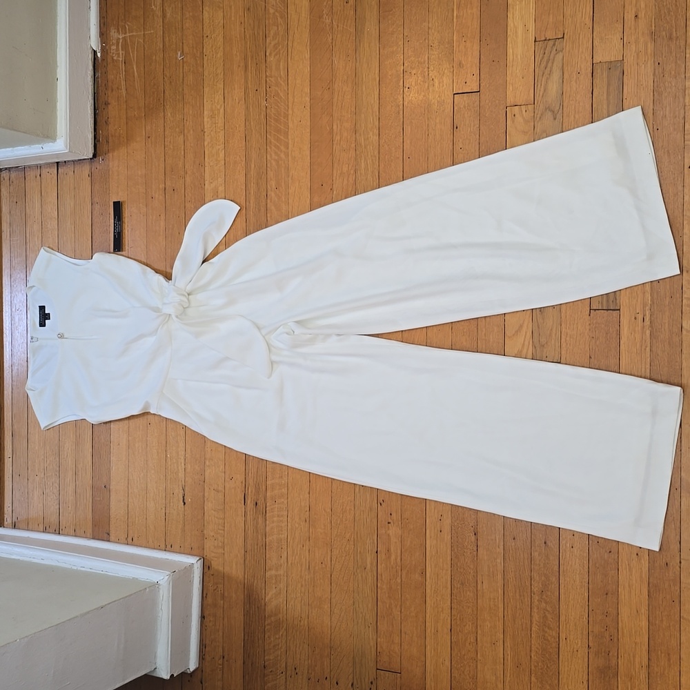 NWT, Tahari Arthur S. Levine, Sleeveless Wide Leg Jumpsuit, Ivory, Women's 2